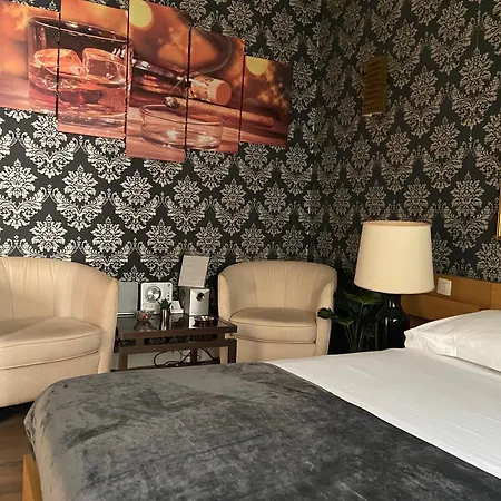 Annee 70 Love hotel *